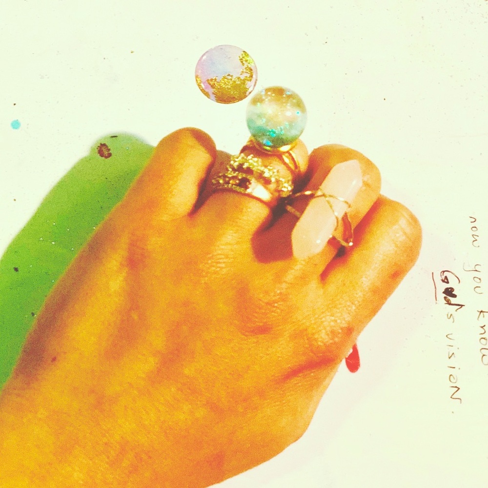 A rose quartz ring ( crystal ball ring : DM )